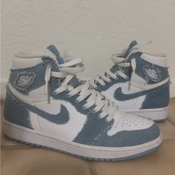 Jordan Women's Sneakers in Blue and White - Picture 1 of 3